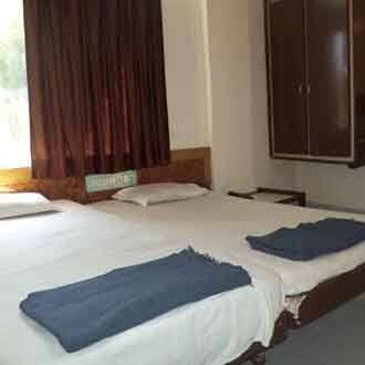 Hotel Mira, Veraval 3